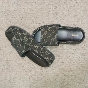 Gucci platform slide sandals